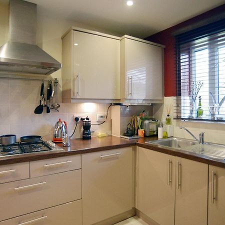 2 Homestay Guest Rooms Huntingdon Bagian luar foto