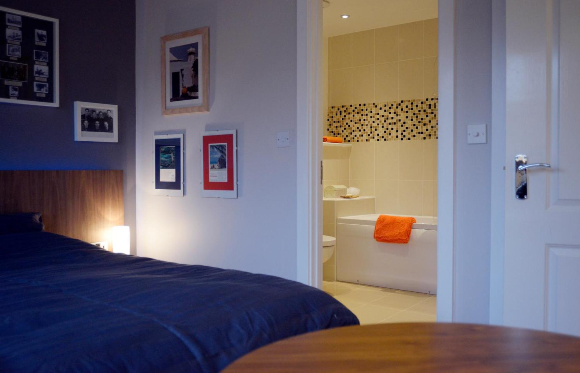 2 Homestay Guest Rooms Huntingdon Bagian luar foto